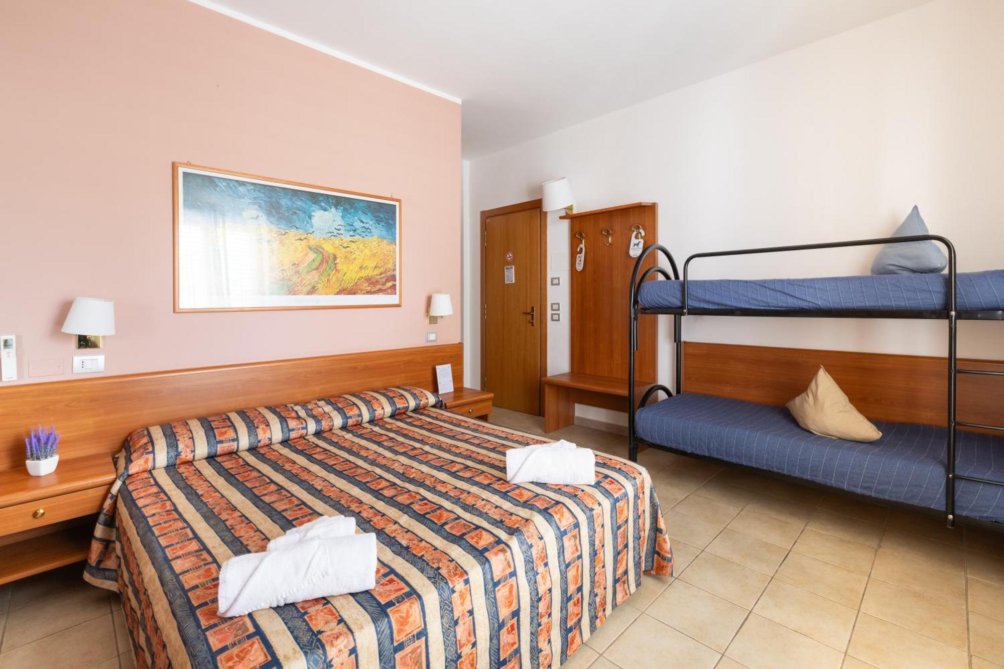 ויאסטה Hotel Palme Gemelle מראה חיצוני תמונה